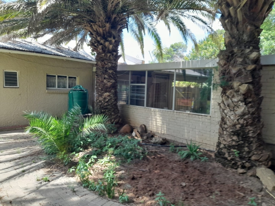 7 Bedroom Property for Sale in Bloemfontein Free State
